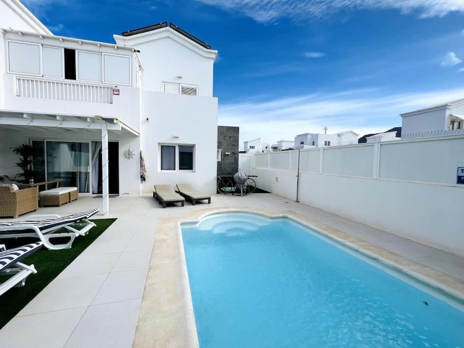 Lovely Villa Sanmar, Heated Pool Playa Blanca (Lanzarote) Exterior foto